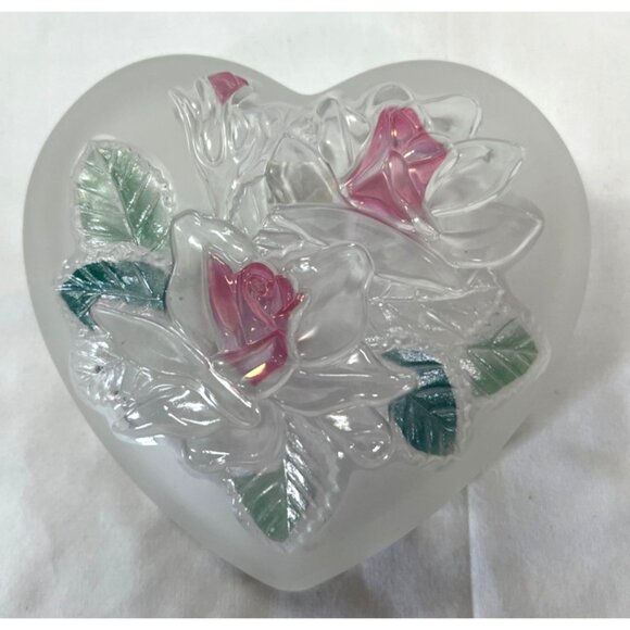 Heart-Shaped Studio Nova Crystal Glass Bowl With Embossed Floral Design - Picture 3 of 3
